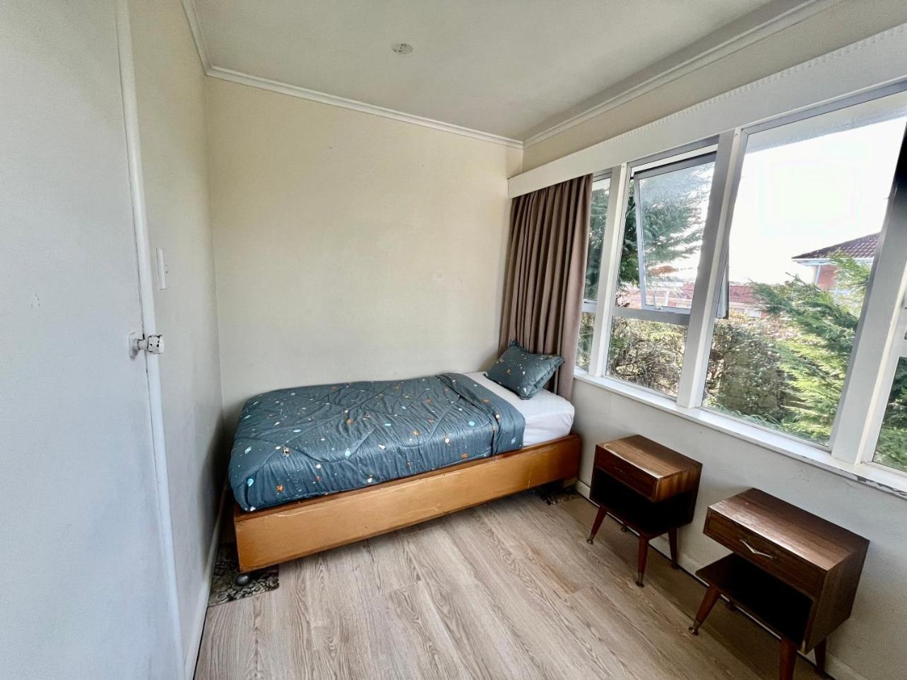 Private Rooms In Central Auckland Exterior photo